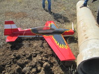 вот что называется повезло 3 см от трубы